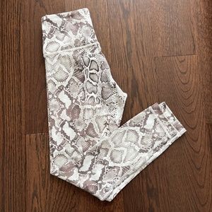 Victoria Secret’s leggings 7/8